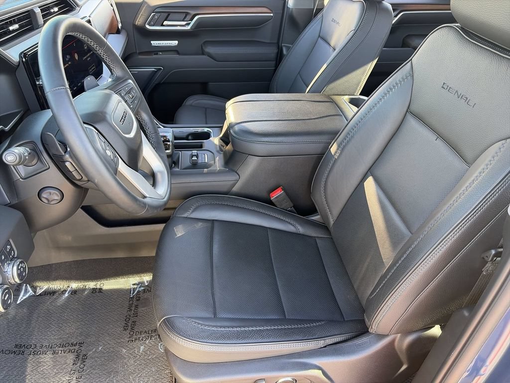 Used 2025 GMC Sierra 1500 Denali w/ Denali Reserve Package AWD/4WD image 13
