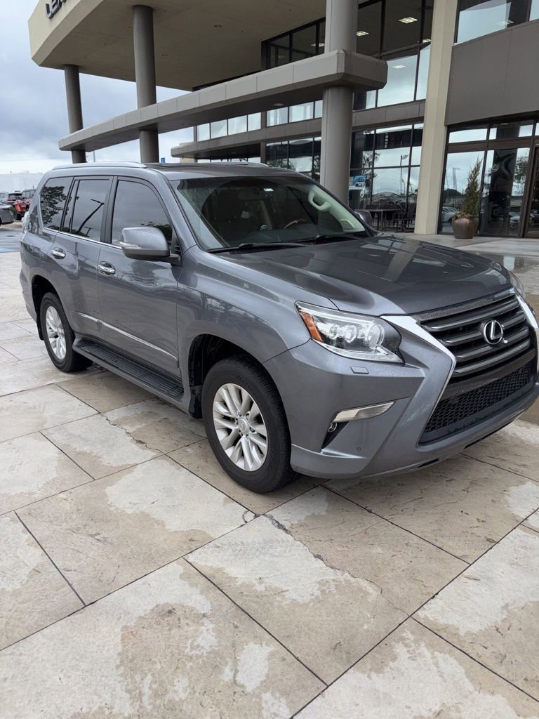 Used 2016 Lexus GX 460 w/ Premium Package AWD/4WD image 7