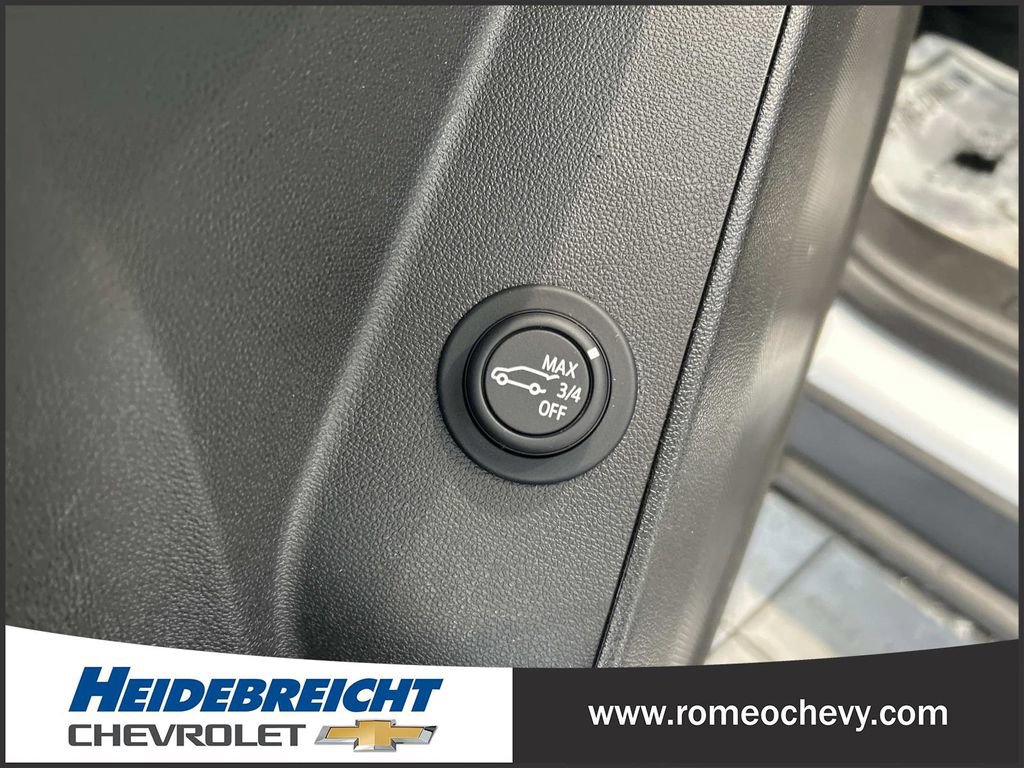 Used 2024 Chevrolet Equinox LT w/ LPO, Floor Liner Package image 31