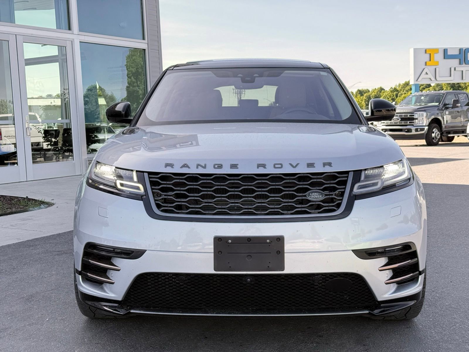 Used 2018 Land Rover Range Rover Velar R-Dynamic HSE AWD/4WD image 6