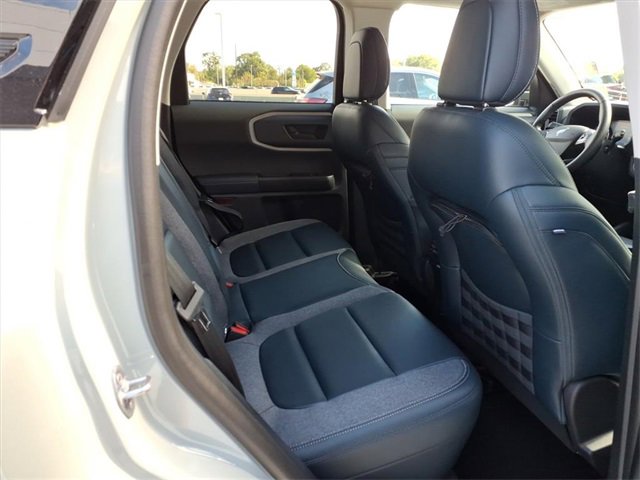 Used 2022 Ford Bronco Sport Outer Banks image 6