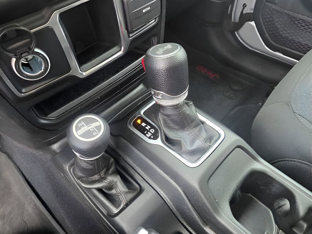 Used 2023 Jeep Wrangler Sport image 18