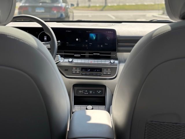 Used 2025 Hyundai Kona Limited image 63