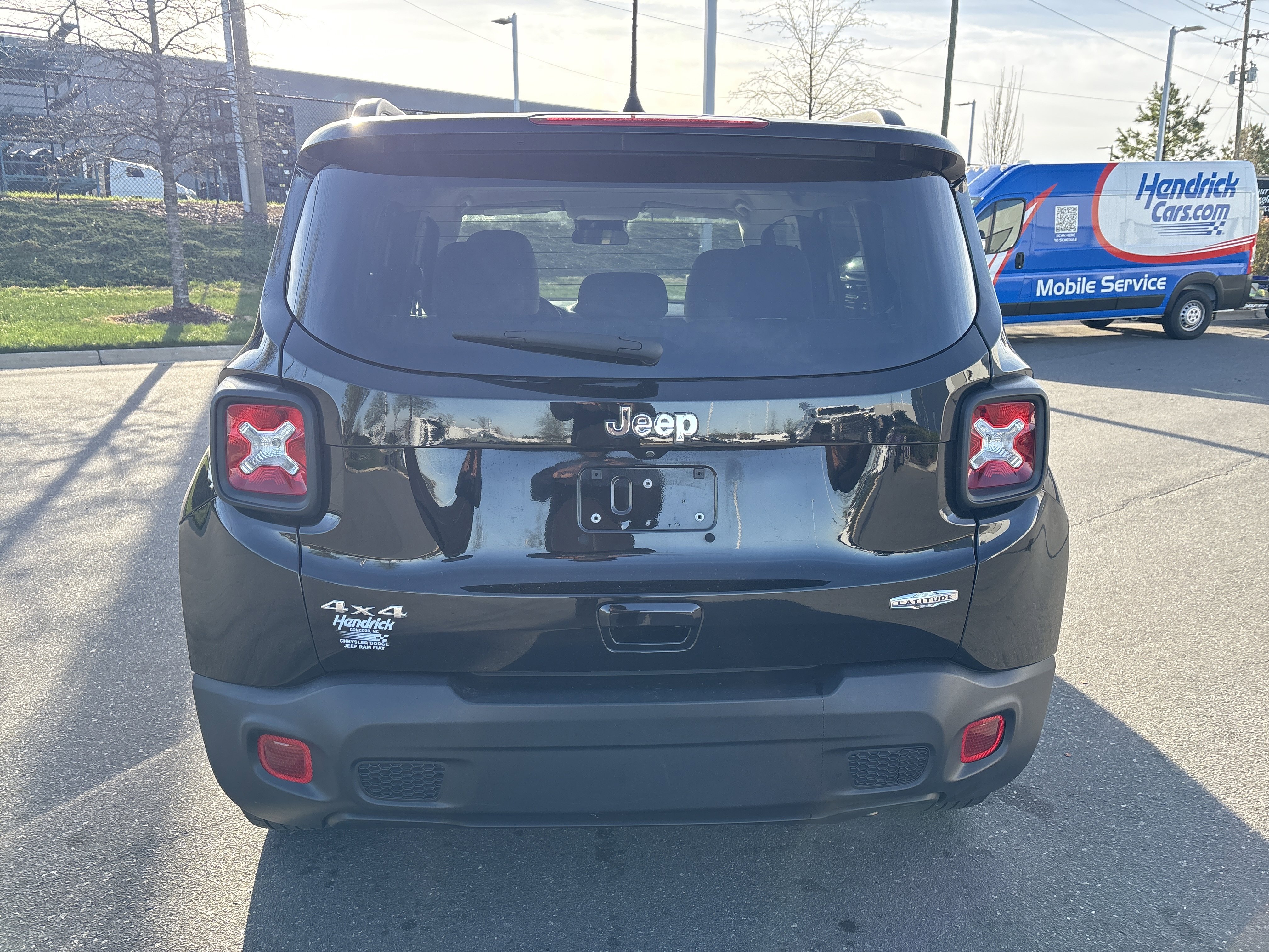Used 2022 Jeep Renegade Latitude image 8