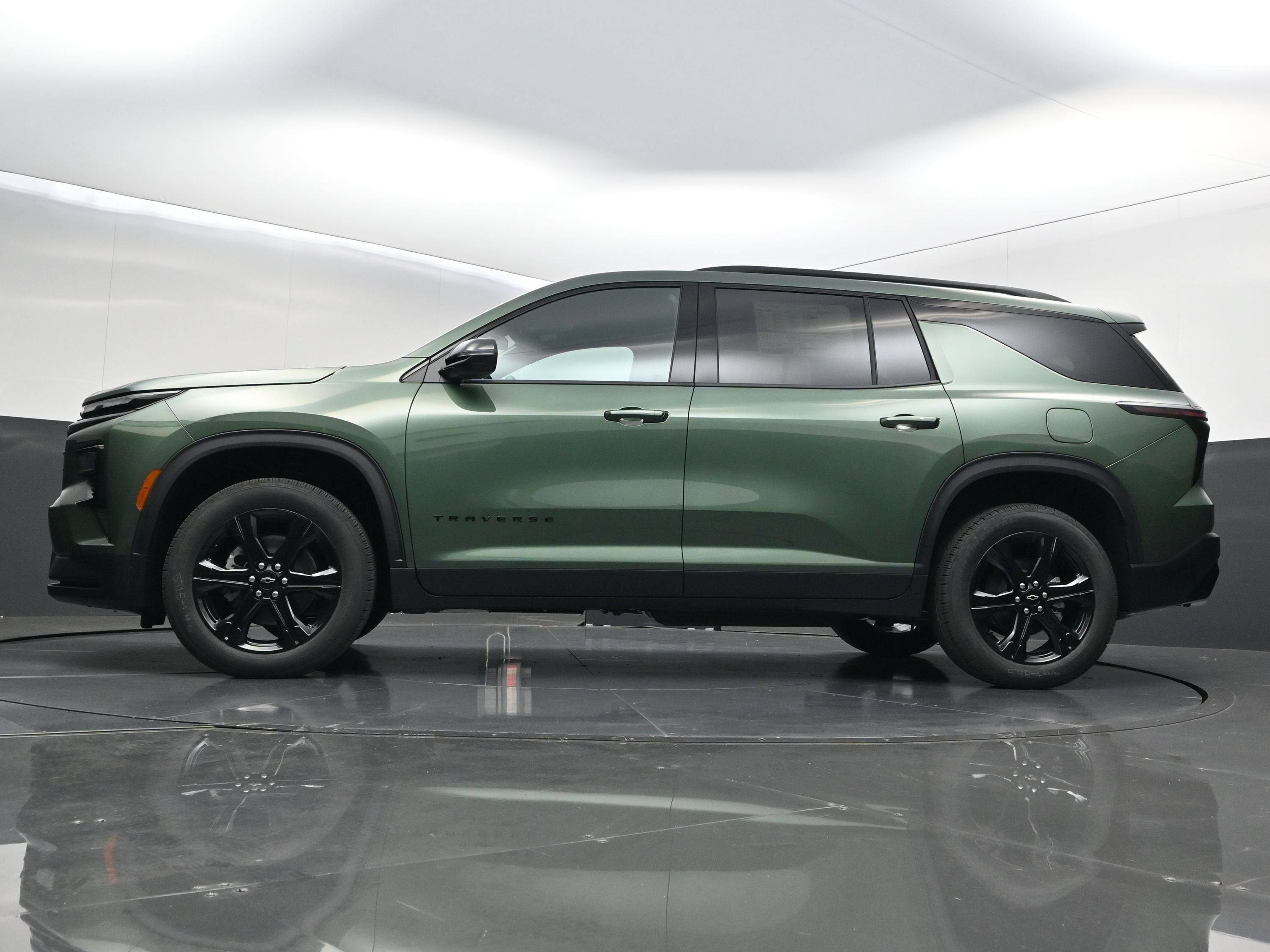 New 2027 Chevrolet Traverse LT w/ Midnight/Sport Edition AWD/4WD image 45