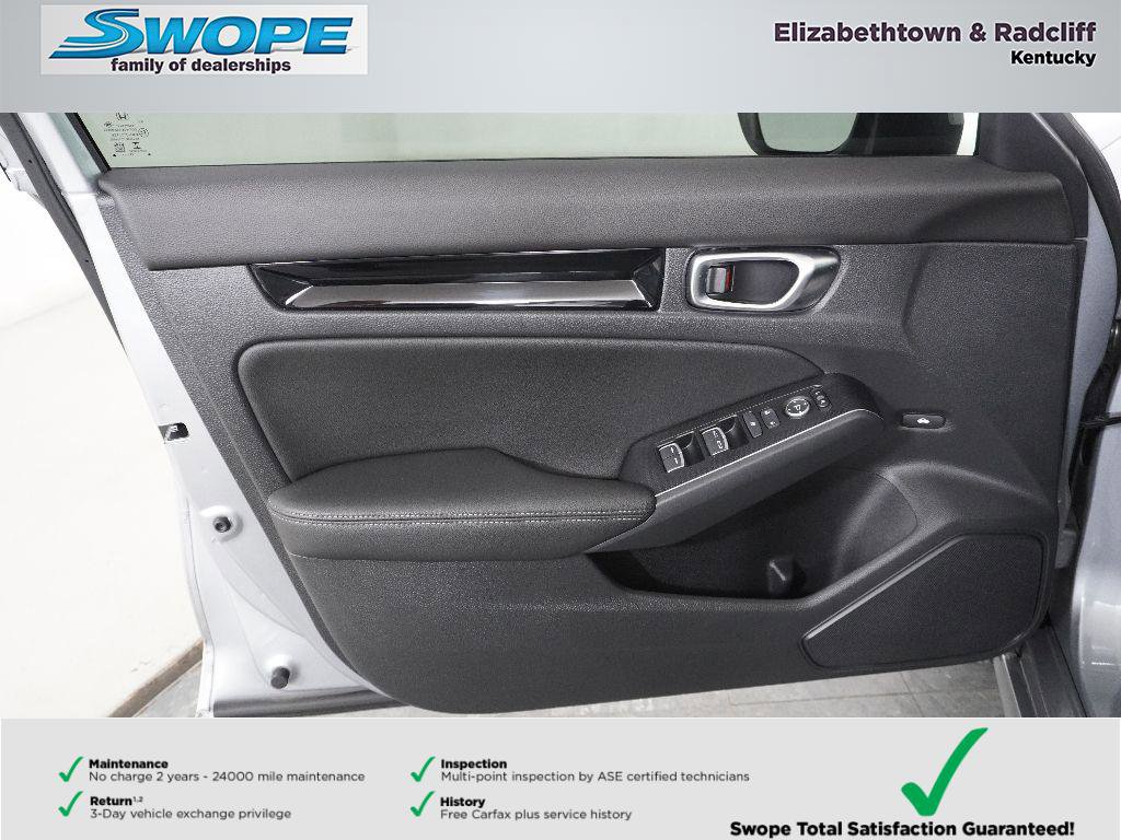 Used 2022 Honda Civic Touring image 13