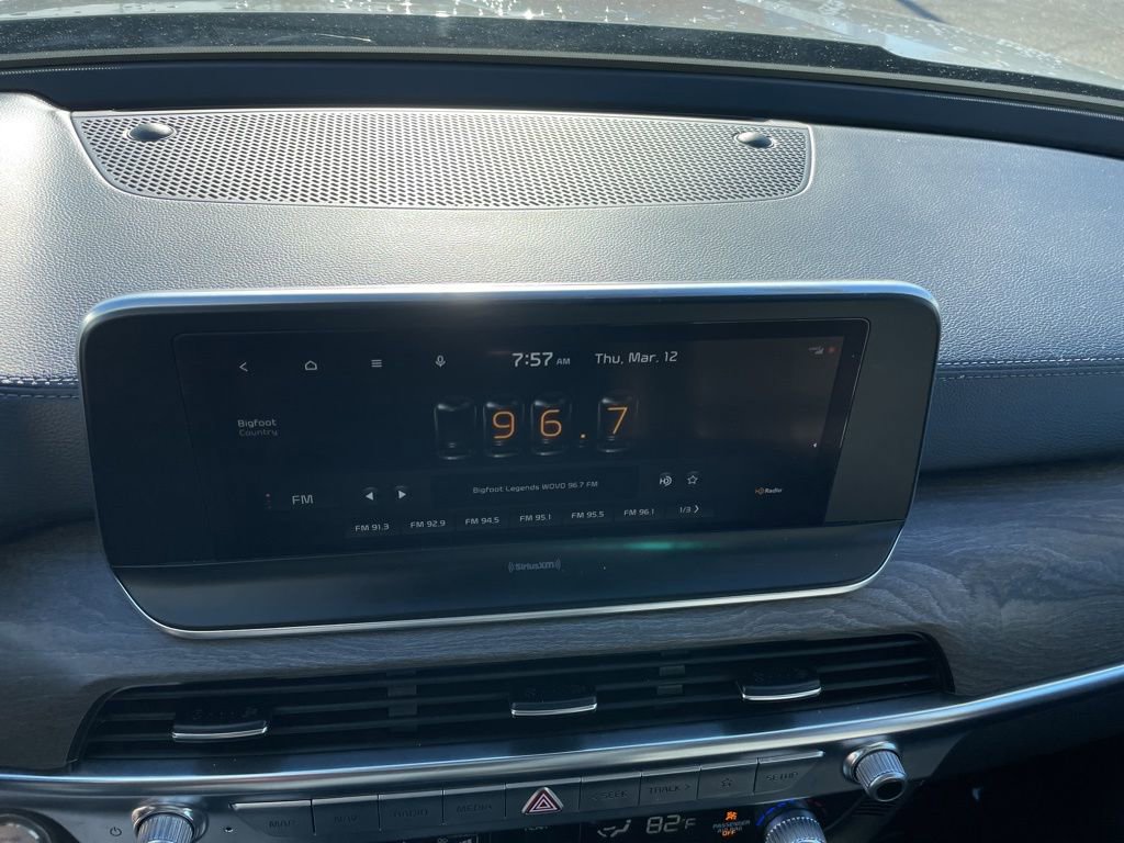 Used 2022 Kia Telluride EX w/ EX Premium Package image 10