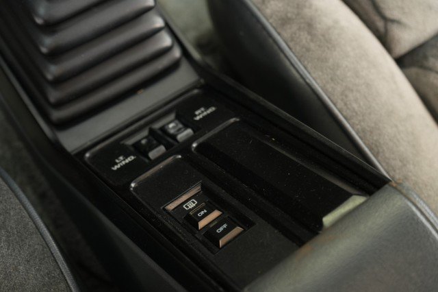 Used 1989 Dodge Daytona Shelby image 72