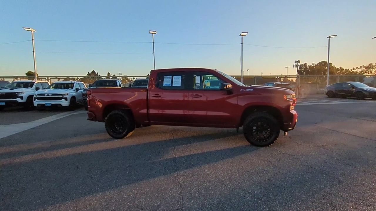 Used 2022 Chevrolet Silverado 1500 RST w/ Z71 Off-Road Package AWD/4WD image 9
