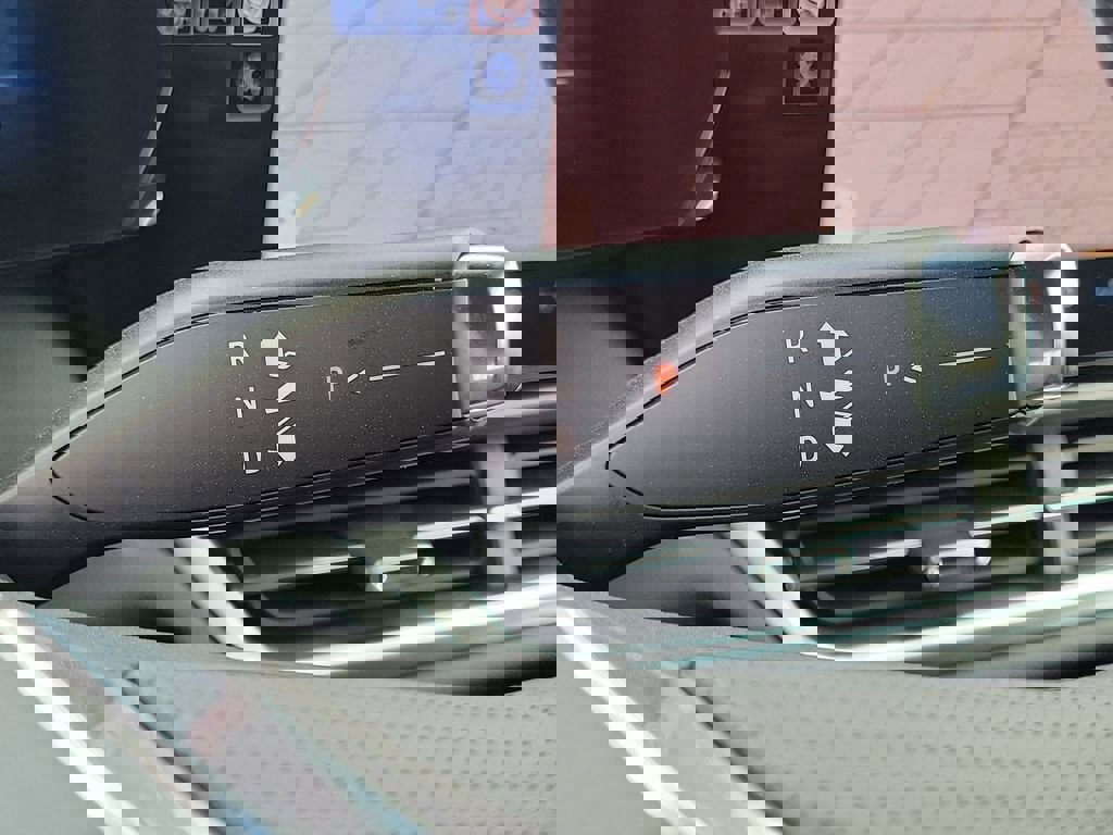 New 2026 Chevrolet Equinox EV LT image 11