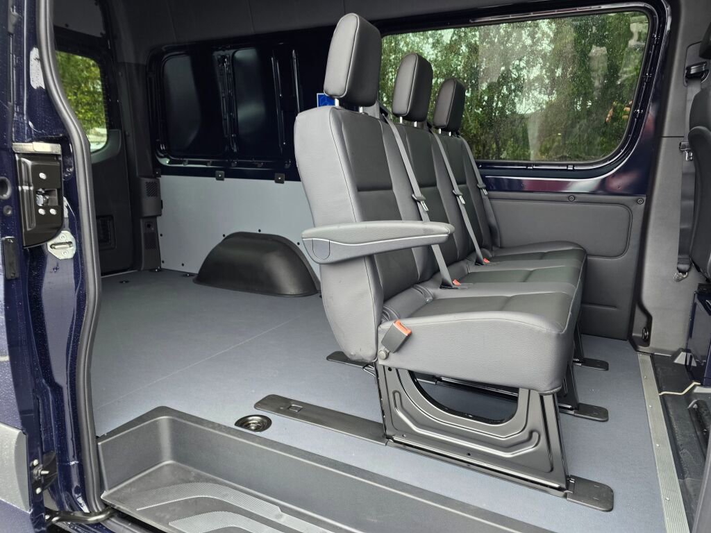 New 2026 Mercedes-Benz Sprinter 144 Cargo image 19