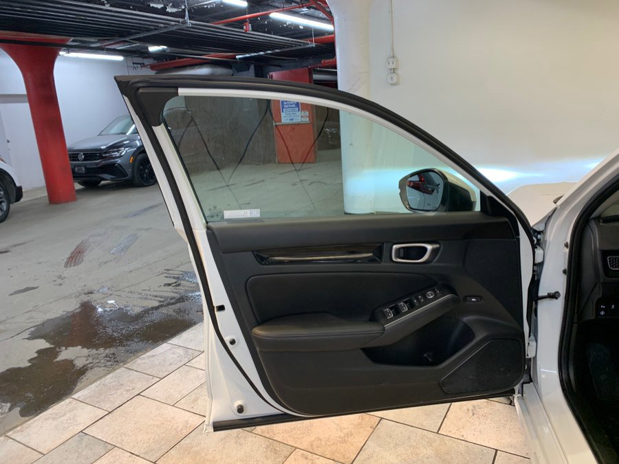 Used 2024 Honda Civic Touring image 13