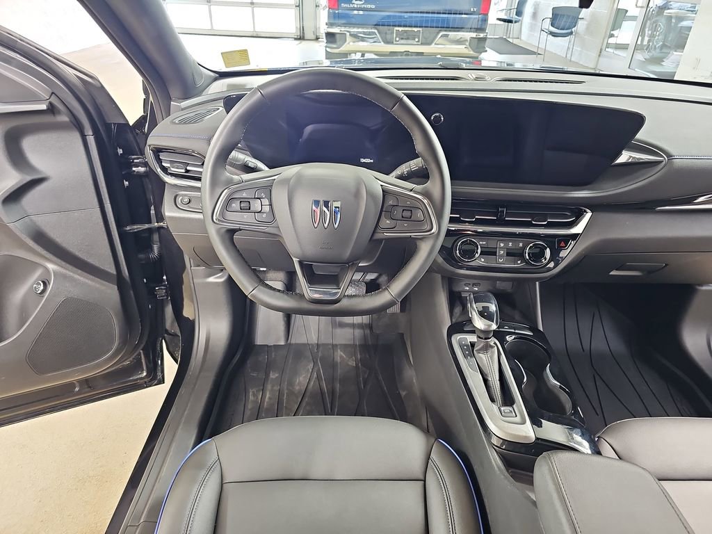 Certified 2025 Buick Envista Sport Touring w/ Experience Buick Package FWD image 19