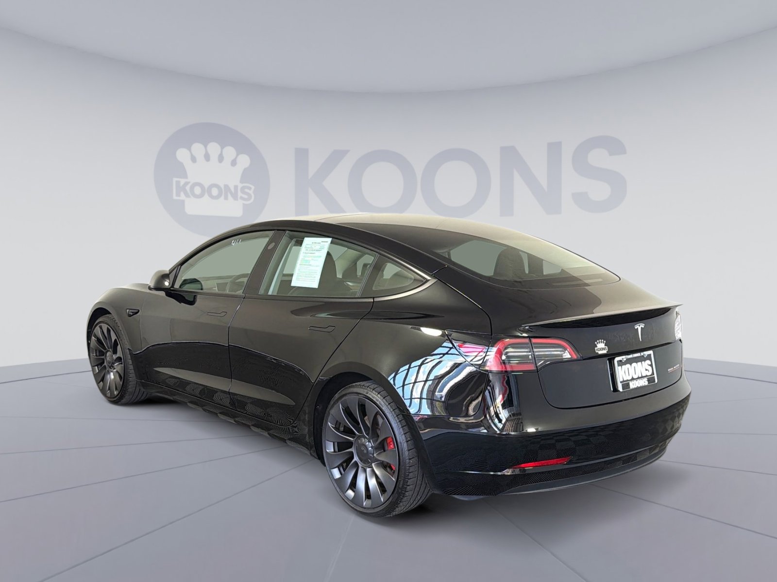 Used 2023 Tesla Model 3 Performance image 4