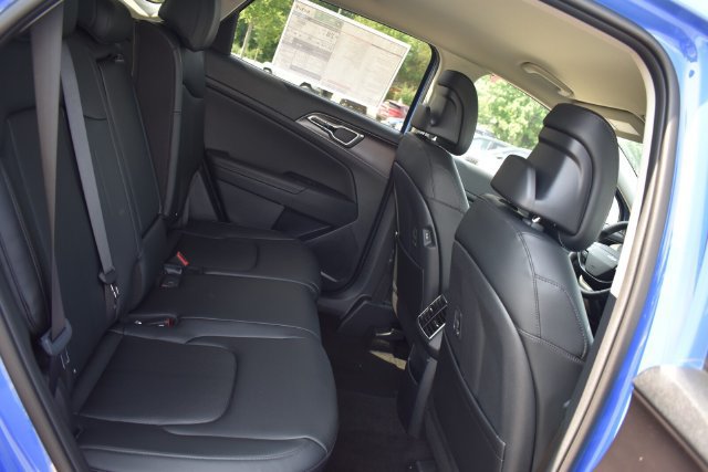 New 2026 Kia Sportage EX FWD image 14