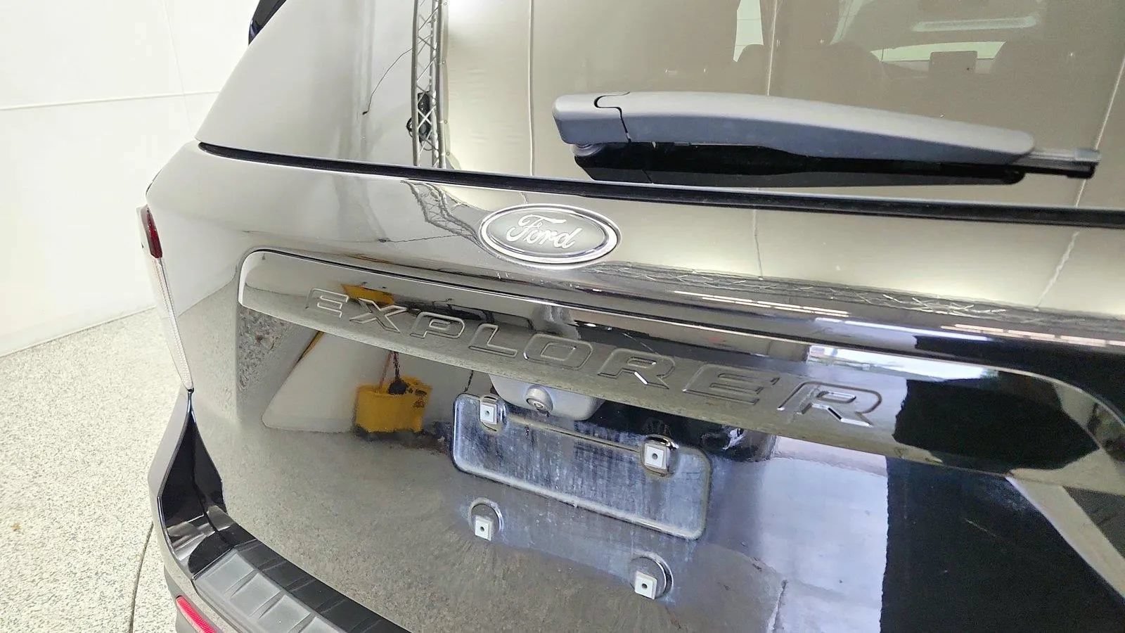 Used 2022 Ford Explorer ST w/ Equipment Group 401A AWD/4WD image 38