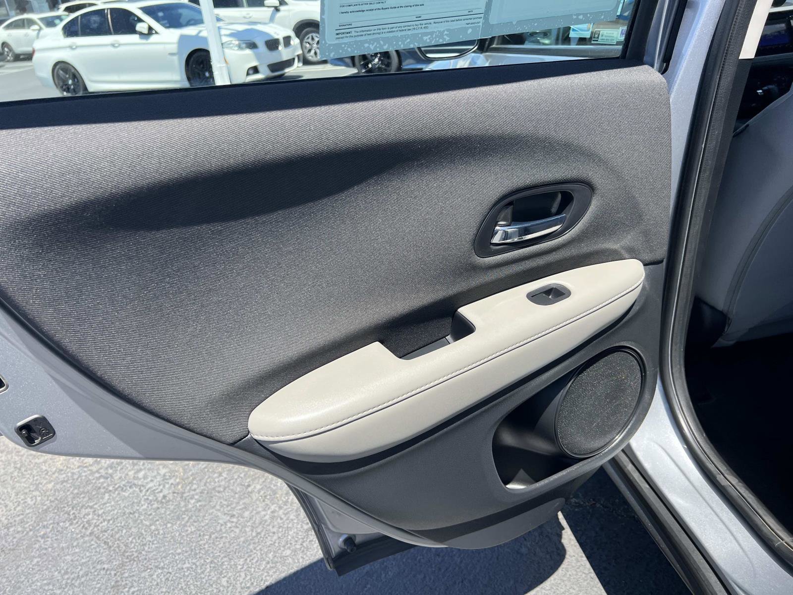 Certified 2020 Honda HR-V LX image 19