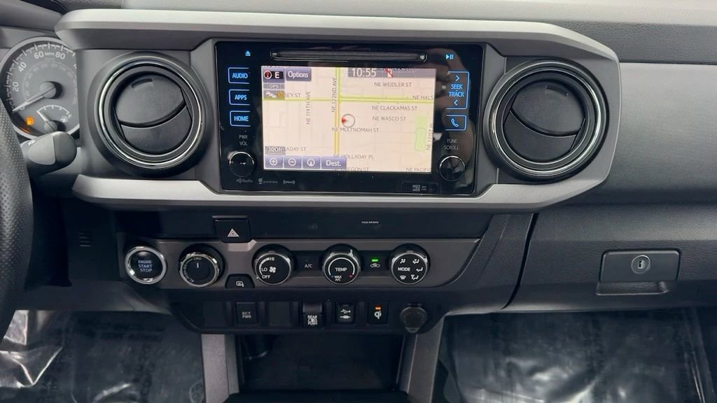 Used 2019 Toyota Tacoma TRD Off-Road image 11