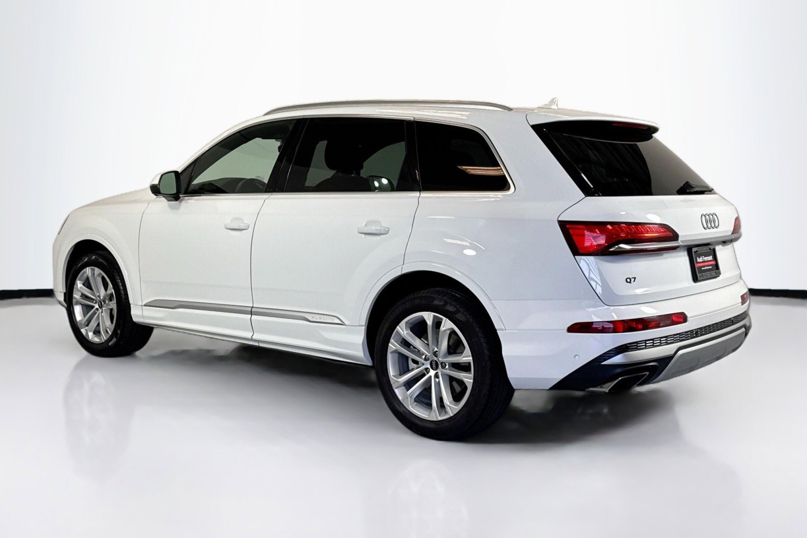 Used 2025 Audi Q7 Premium Plus image 7