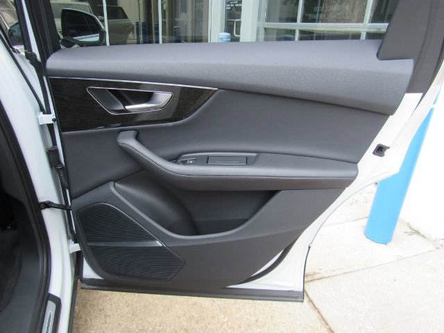 Used 2023 Audi Q7 2.0T Premium Plus w/ Premium Plus Package image 26