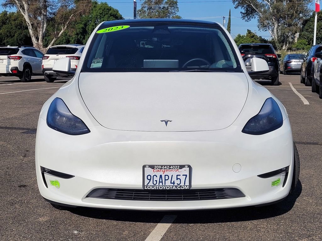 Used 2023 Tesla Model Y Long Range AWD/4WD image 2