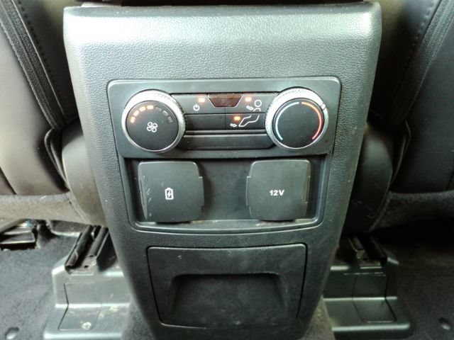 Used 2023 Ford Explorer XLT w/ Equipment Group 202A RWD image 29