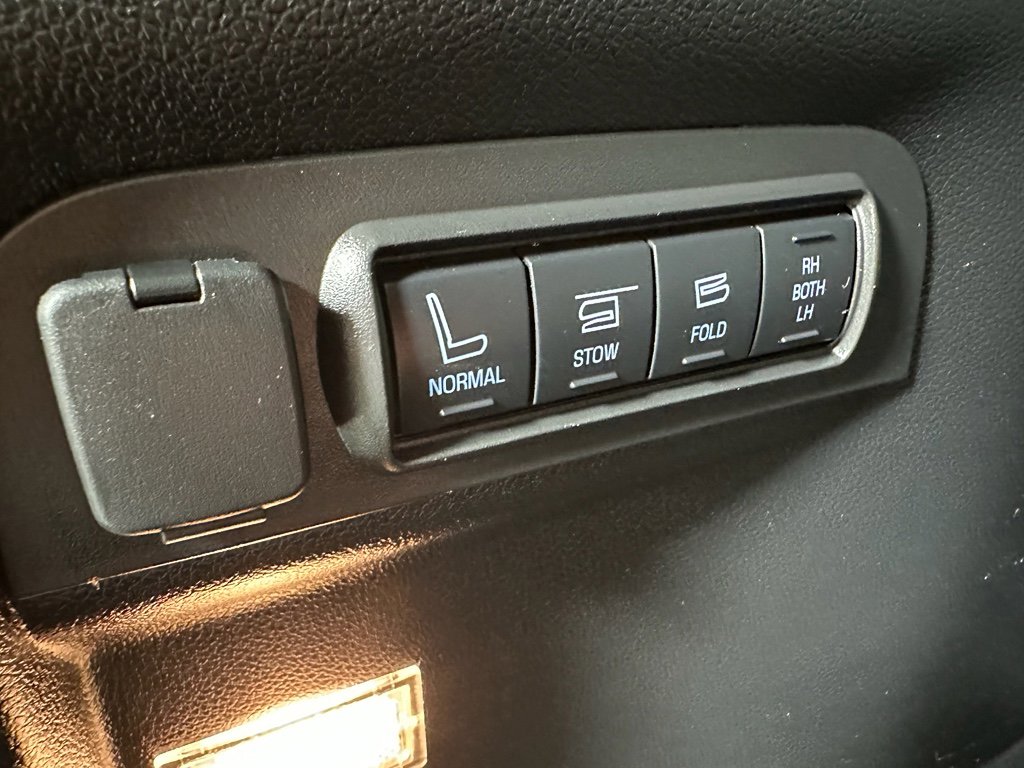 Used 2017 Ford Explorer Sport w/ Equipment Group 401A image 32