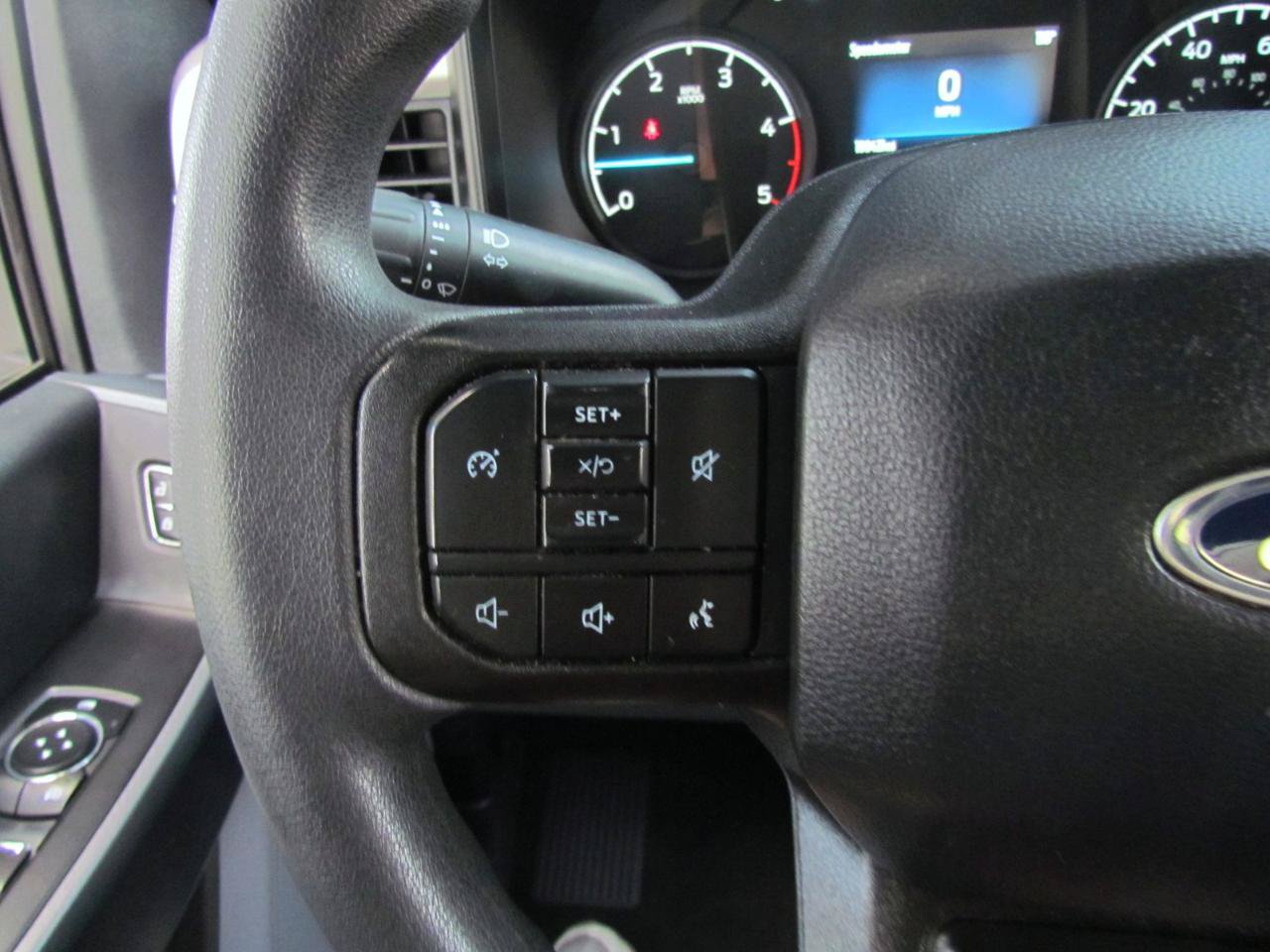 Used 2024 Ford F350 XLT AWD/4WD image 33