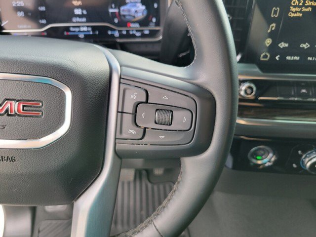 Used 2024 GMC Sierra 1500 Elevation image 18