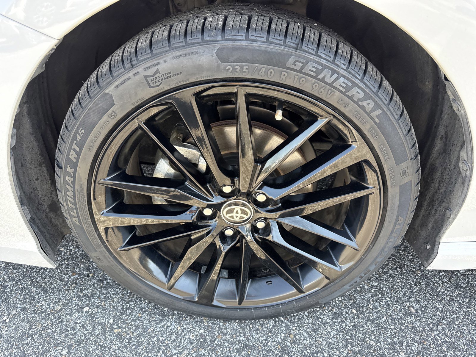 Used 2024 Toyota Camry XSE FWD image 10