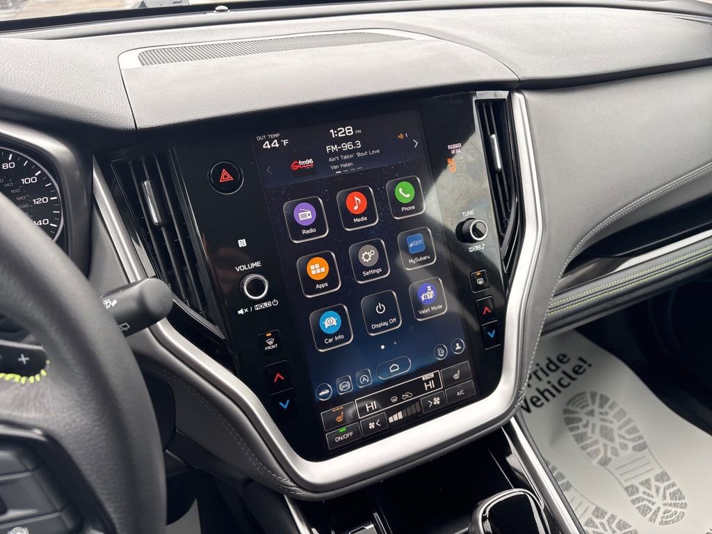 Certified 2025 Subaru Outback Onyx Edition image 17