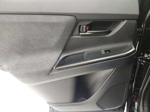 New 2026 Toyota C-HR AWD/4WD image 32