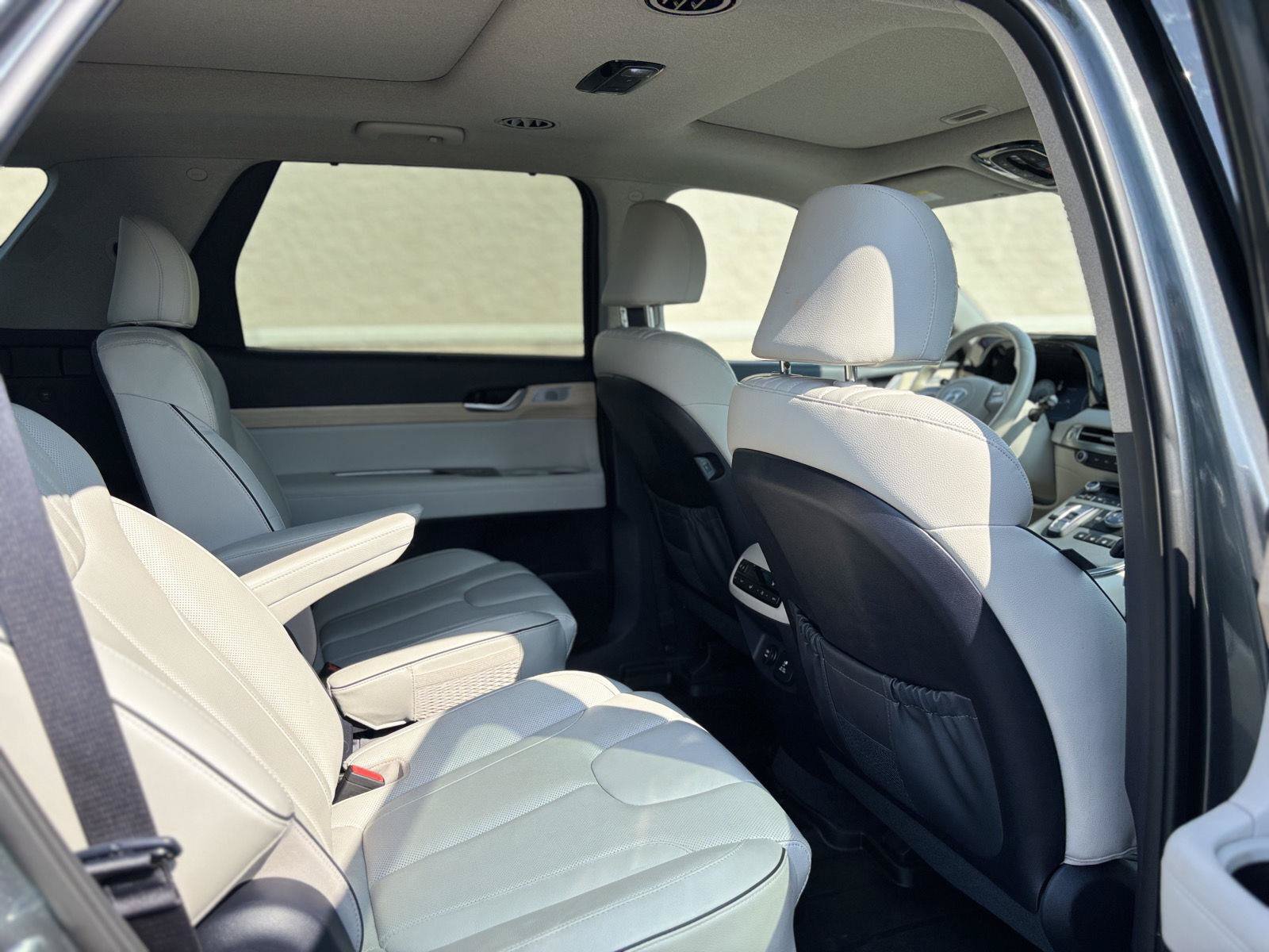 Used 2023 Hyundai Palisade Limited AWD/4WD image 12