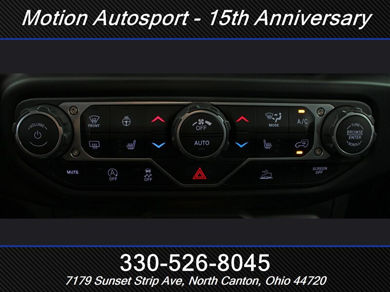 Used 2023 Jeep Wrangler Unlimited Sahara AWD/4WD image 27