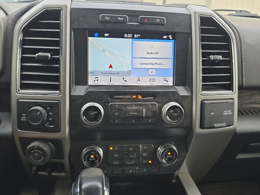 Used 2019 Ford F150 Lariat w/ Equipment Group 502A Luxury AWD/4WD image 22