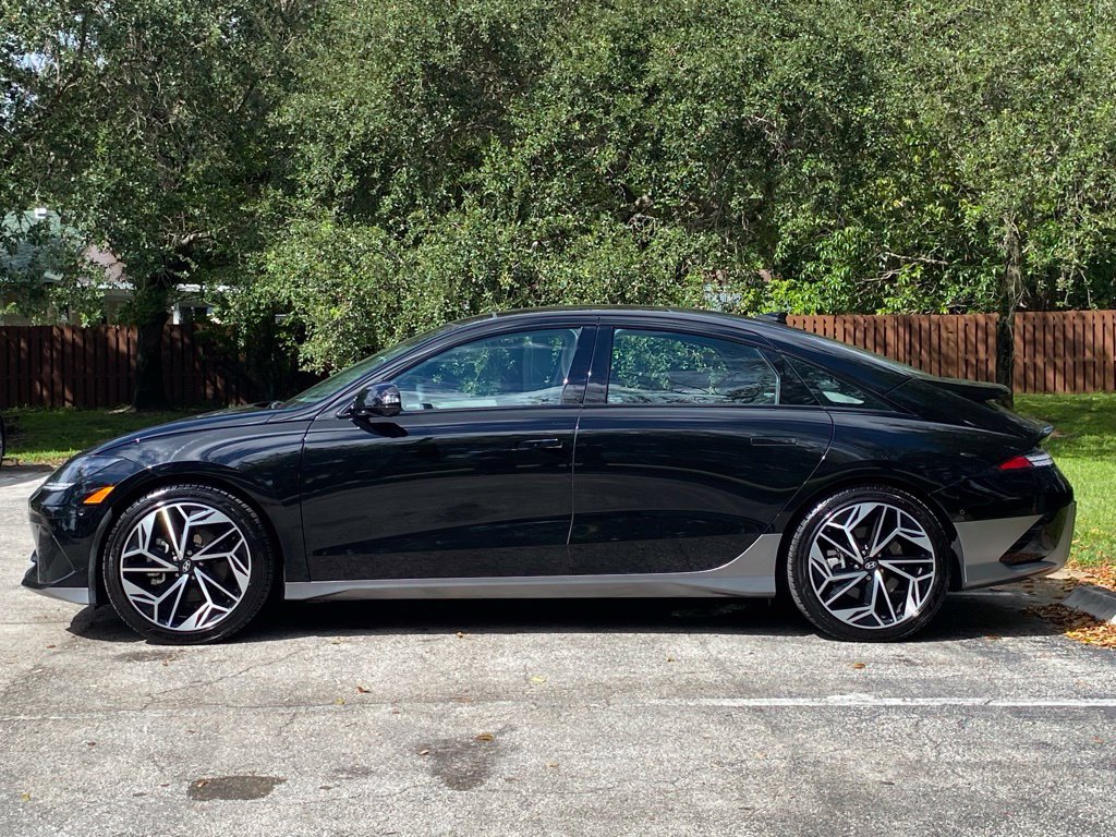 Used 2023 Hyundai Ioniq 6 Limited RWD image 7