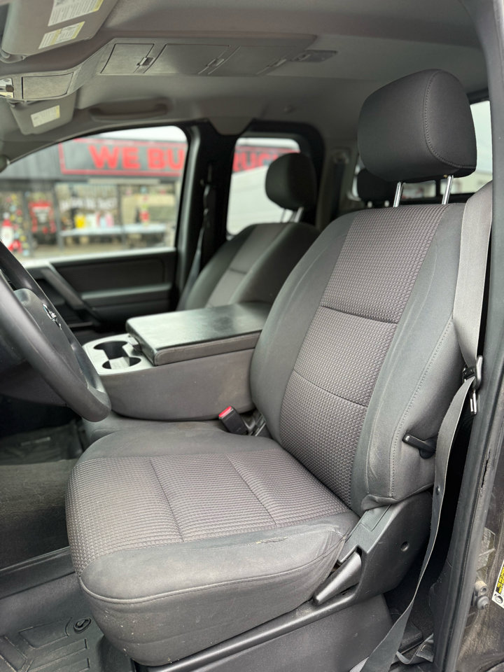 Used 2008 Nissan Titan XE image 8