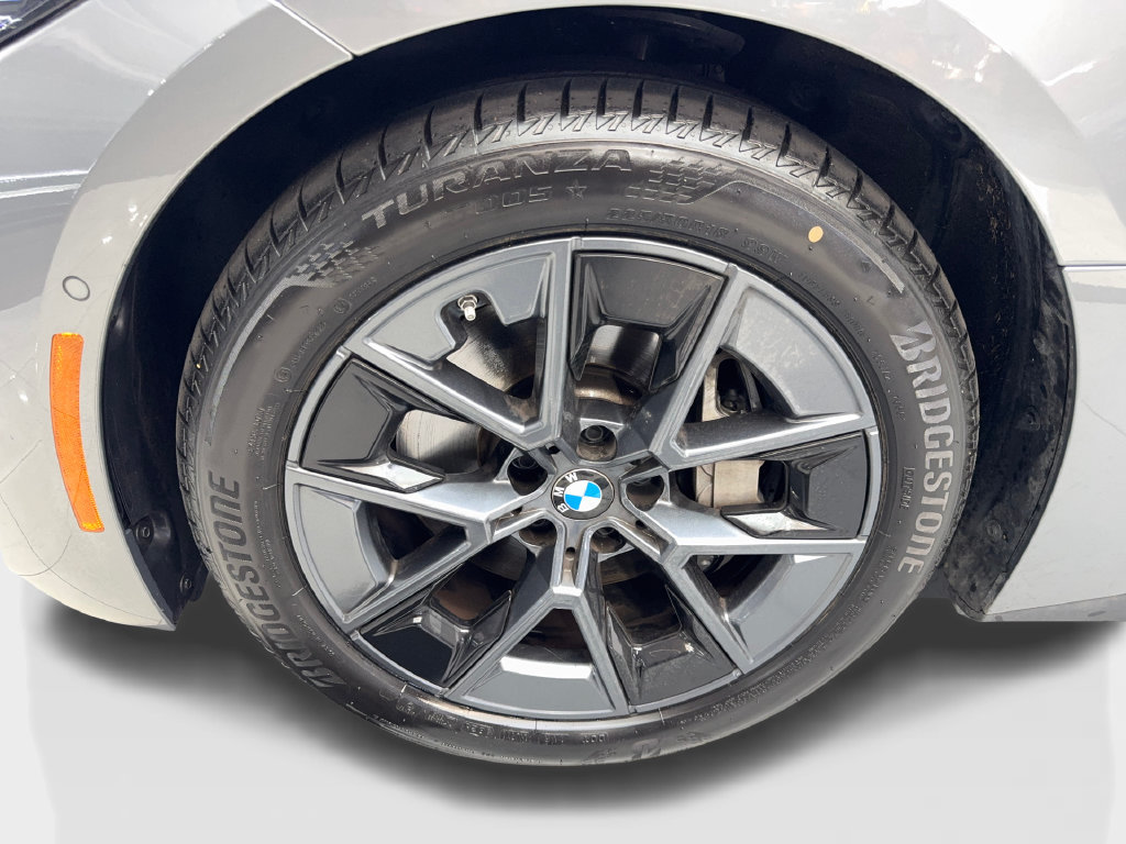Used 2025 BMW i4 eDrive40 w/ Premium Package RWD image 78