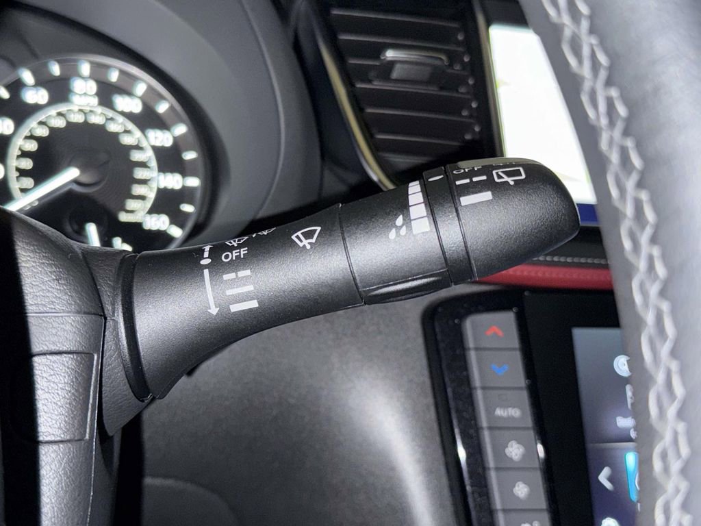 Used 2024 INFINITI QX50 Sport AWD/4WD image 27
