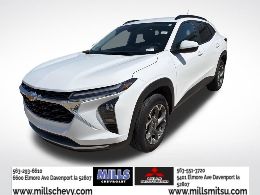 Used 2025 Chevrolet Trax LT w/ Driver Confidence Package