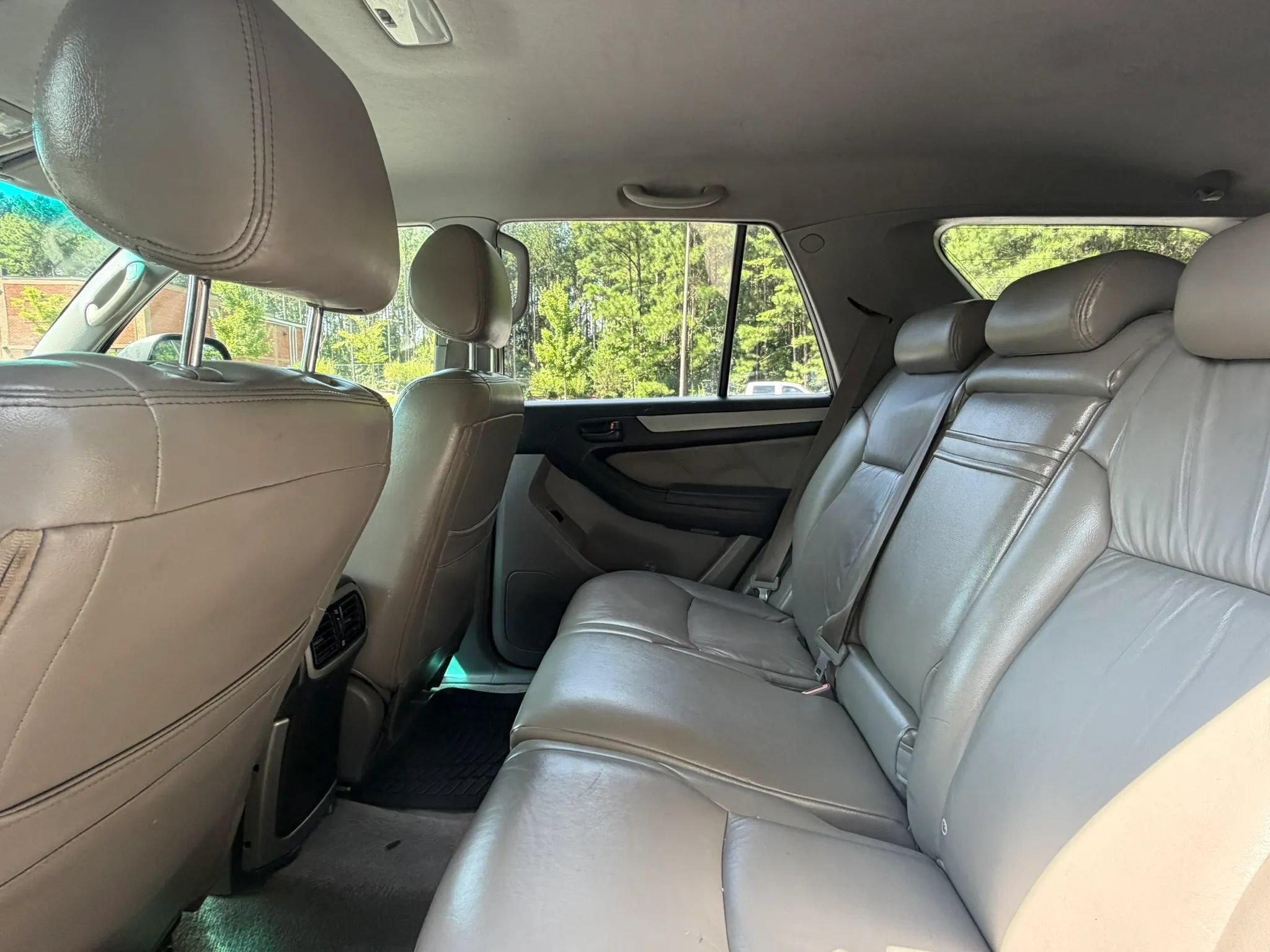 Used 2005 Toyota 4Runner SR5 RWD image 18