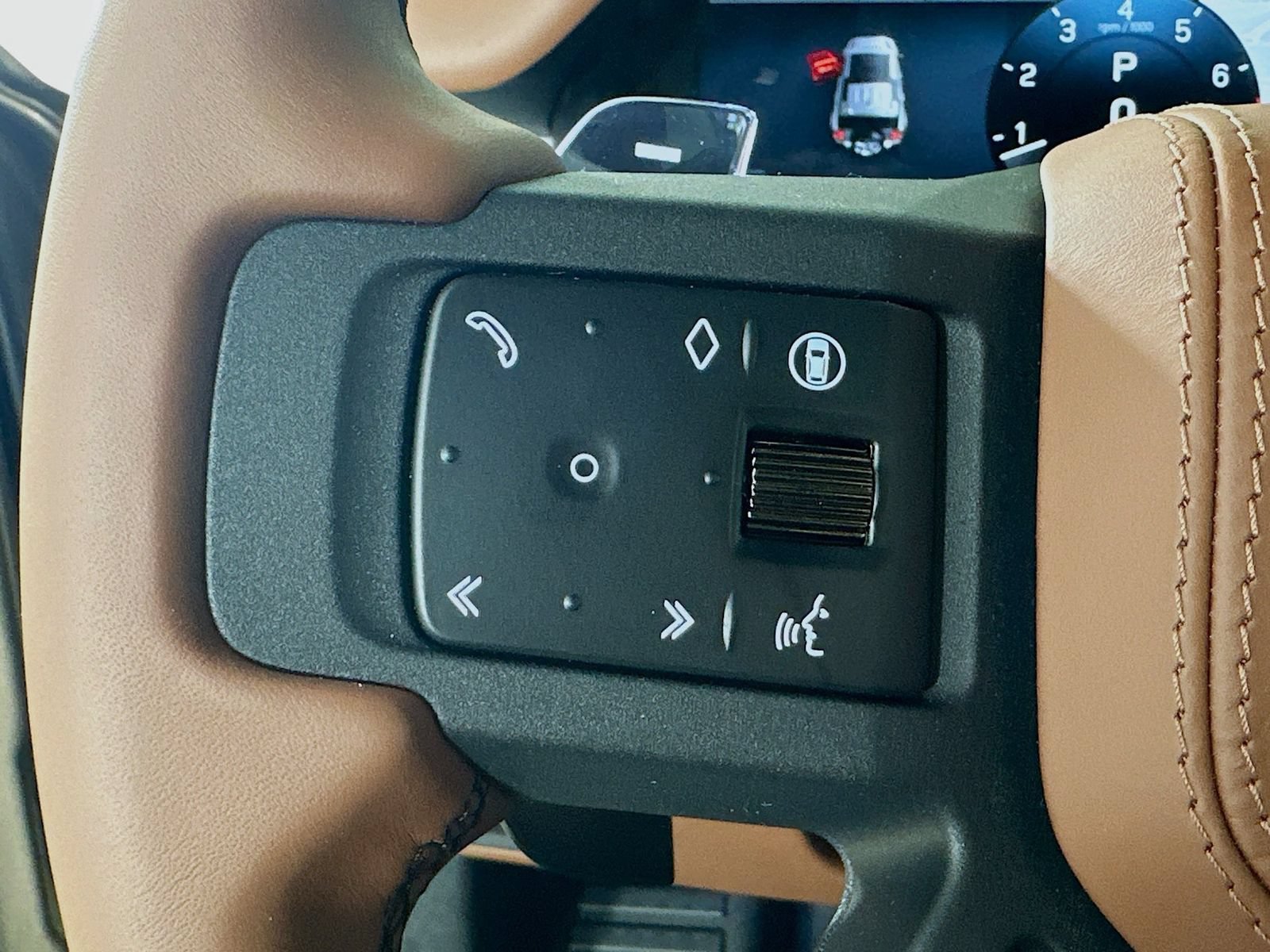 New 2026 Land Rover Defender 110 OCTA AWD/4WD image 19