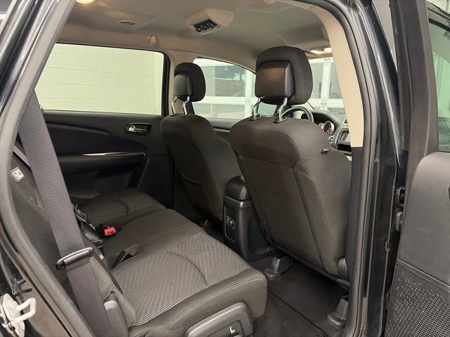 Used 2017 Dodge Journey SE w/ Flexible Seating Group image 23