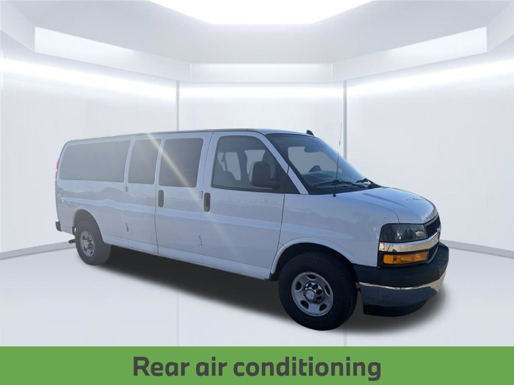 Used 2019 Chevrolet Express 3500 LT w/ LT Preferred Equipment Group RWD image 11