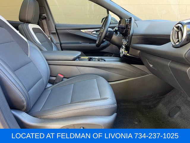 Used 2024 Chevrolet Blazer EV LT AWD/4WD image 29
