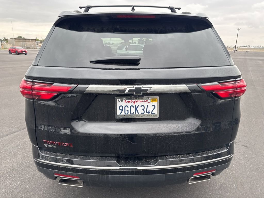 Certified 2023 Chevrolet Traverse Premier w/ Redline Edition FWD image 5