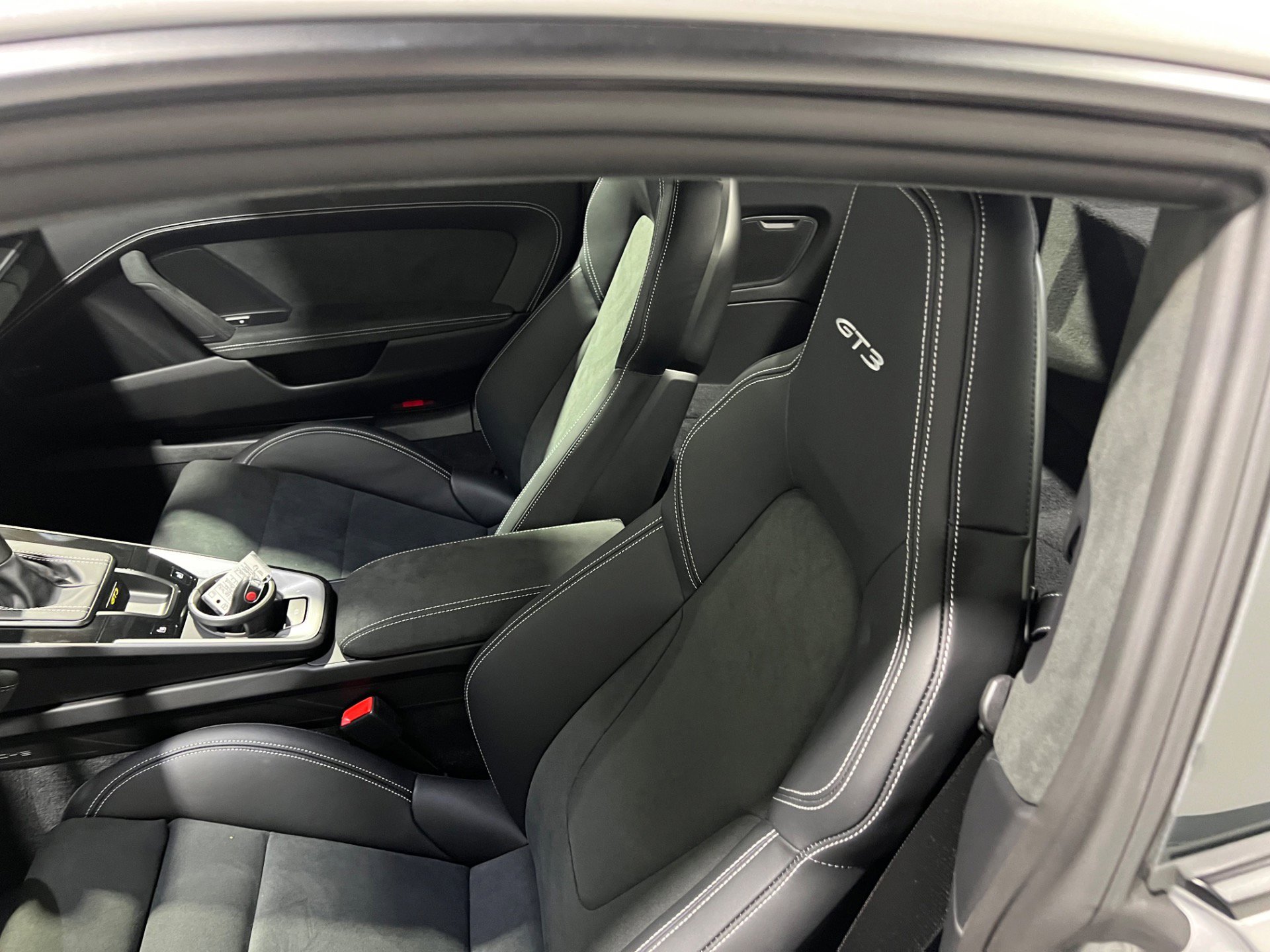 Used 2026 Porsche 911 GT3 image 38