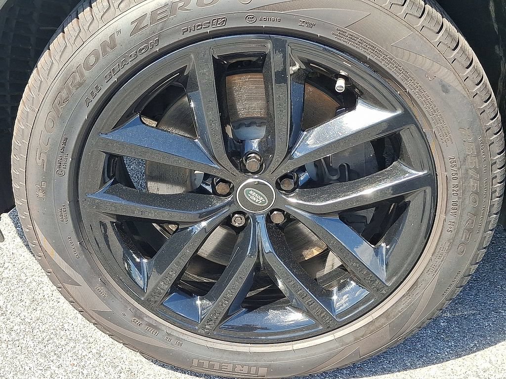 Certified 2026 Land Rover Range Rover Velar S AWD/4WD image 8