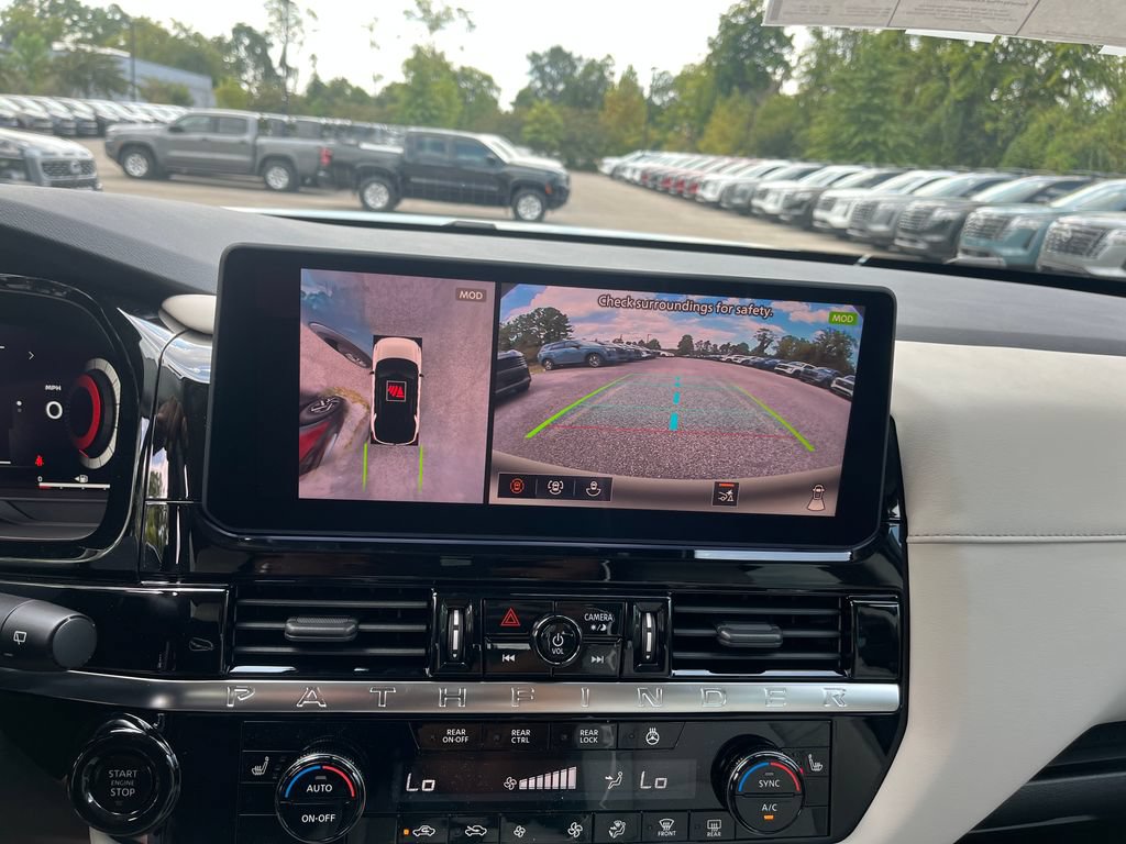 New 2026 Nissan Pathfinder SL FWD image 18