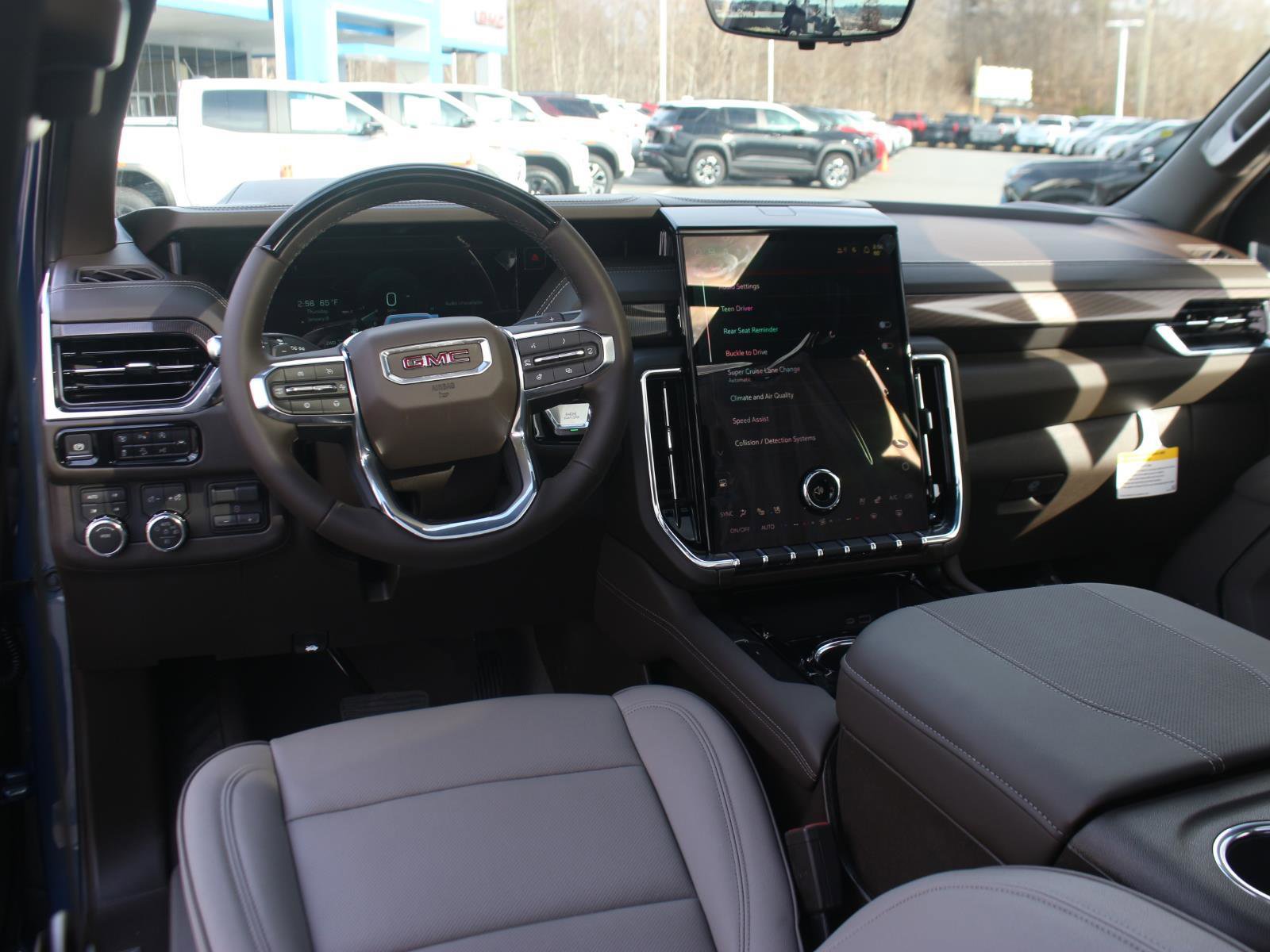 New 2026 GMC Yukon XL Elevation w/ Elevation Premium Package image 15